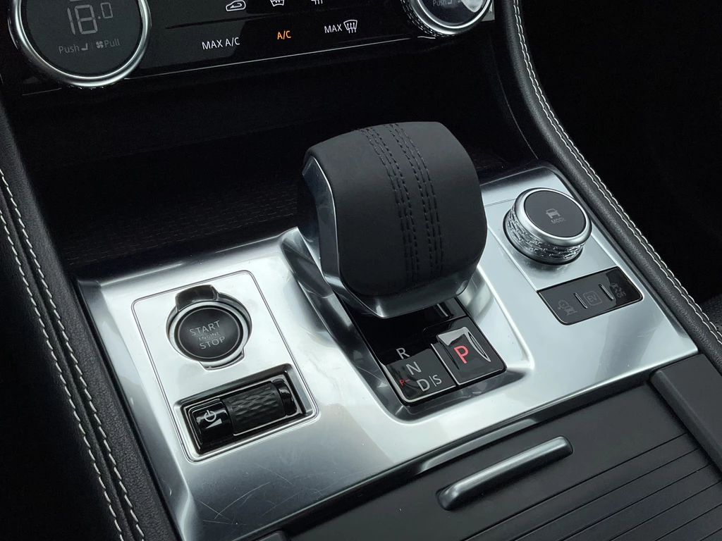 Jaguar F-PACE – foto 36