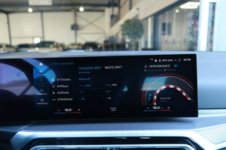 BMW M4 – thumbnail 25
