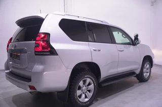 Toyota Land Cruiser – thumbnail 6