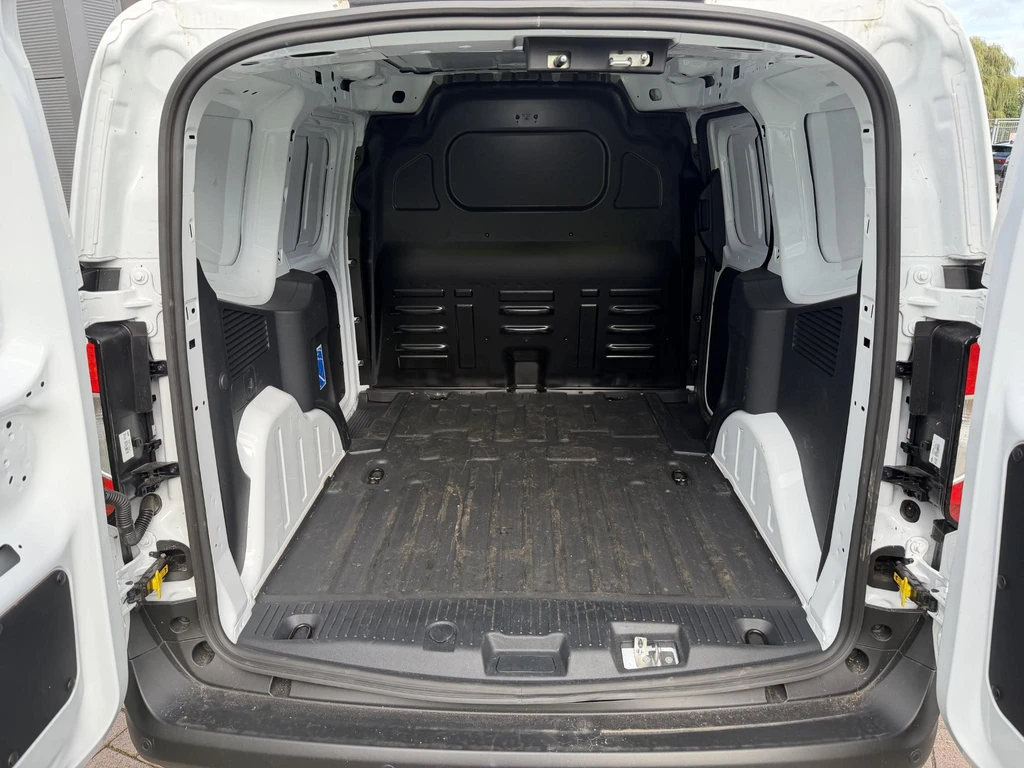 Ford E-Transit Courier – foto 9