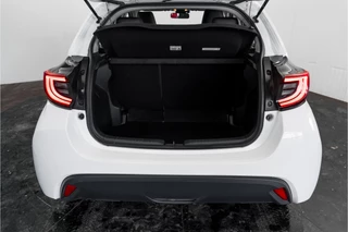 Toyota Yaris – thumbnail 32