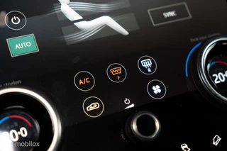 Land Rover Range Rover Velar – thumbnail 38