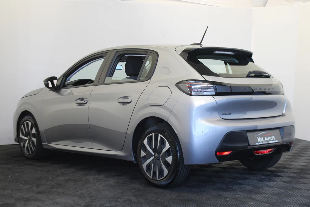 Peugeot 208 – foto 2