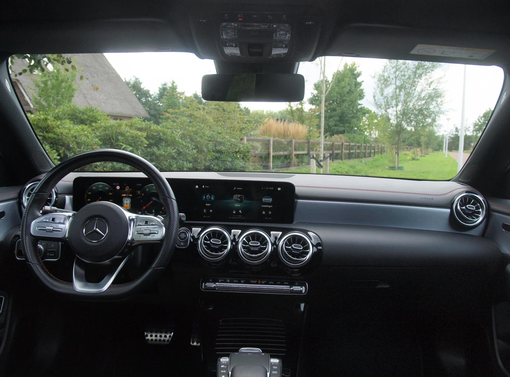 Mercedes-Benz CLA – foto 16