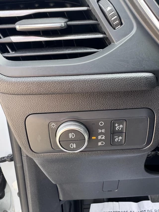 Ford Kuga – thumbnail 15