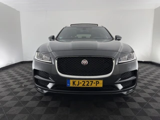Jaguar F-PACE – thumbnail 6