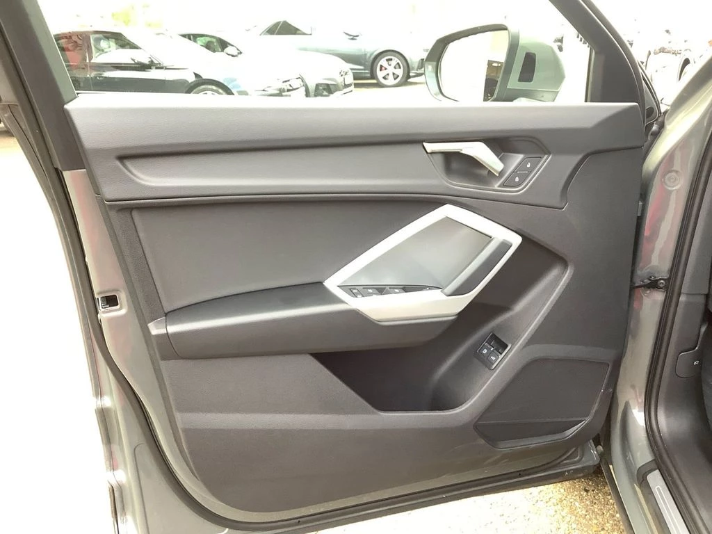 Audi Q3 – foto 11
