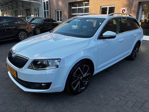 Škoda Octavia 1.4 TSI STYLE 150PK! CARPLAY/CRUISE/STOELVERW.