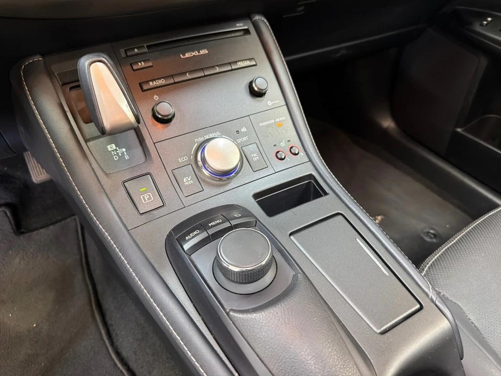 Lexus CT – foto 25