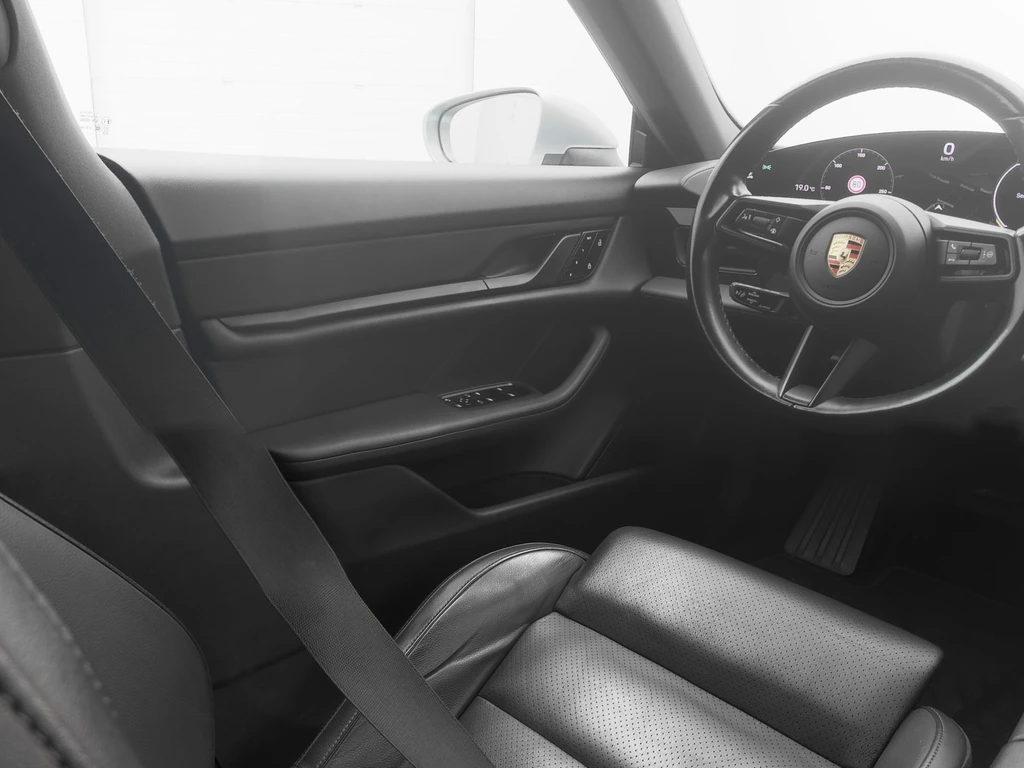 Porsche Taycan – foto 23