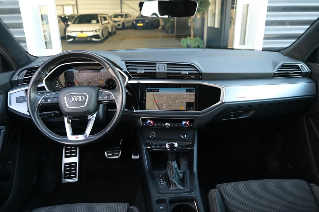 Audi Q3 – foto 16