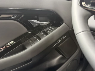 Land Rover Range Rover Evoque – thumbnail 19