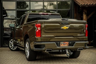 Chevrolet Silverado – thumbnail 3