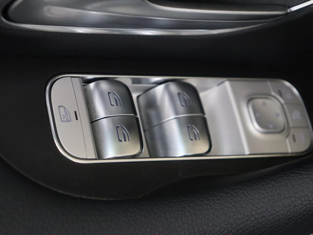 Mercedes-Benz GLE – foto 28