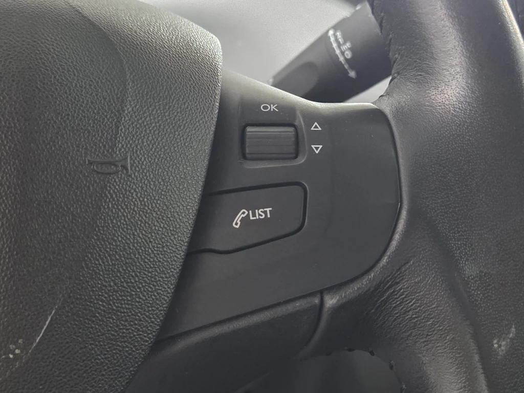 Peugeot 208 – foto 27