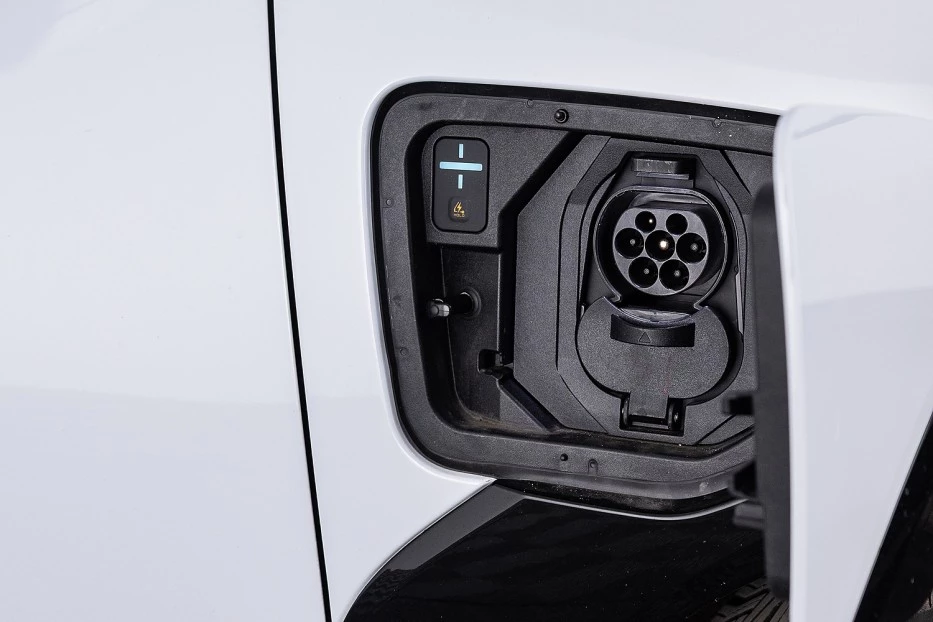 Kia EV4 – foto 32