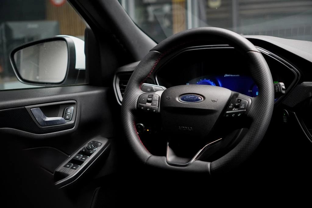 Ford Kuga – foto 27