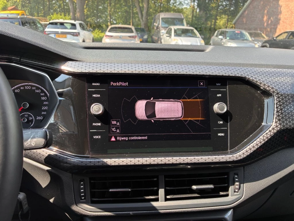 Volkswagen T-Cross – foto 15