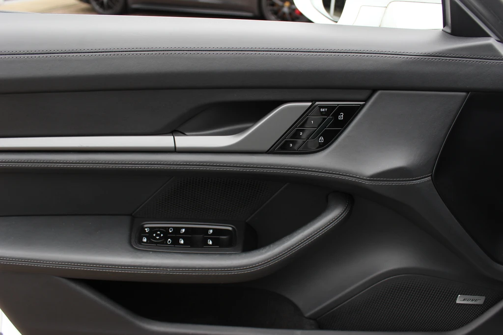 Porsche Taycan – foto 38