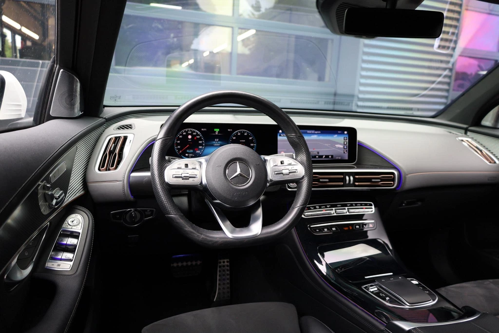 Mercedes-Benz EQC – foto 14