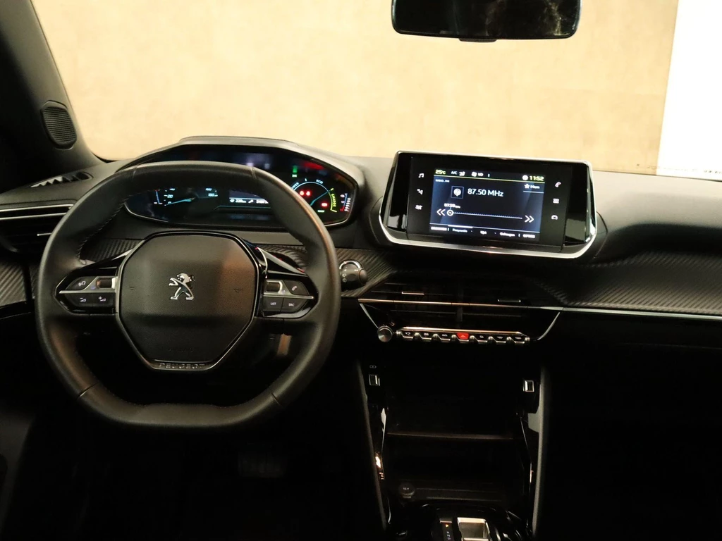 Peugeot e-2008 – foto 16