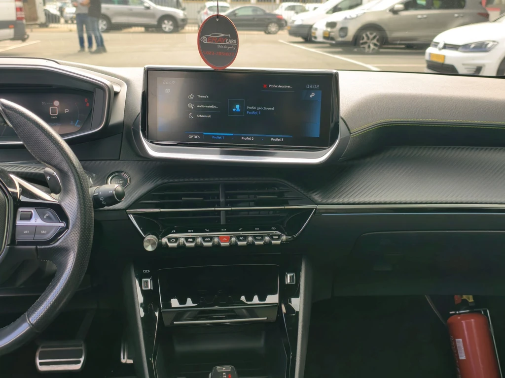 Peugeot 208 – foto 12
