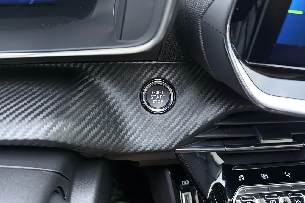 Peugeot e-208 – foto 27