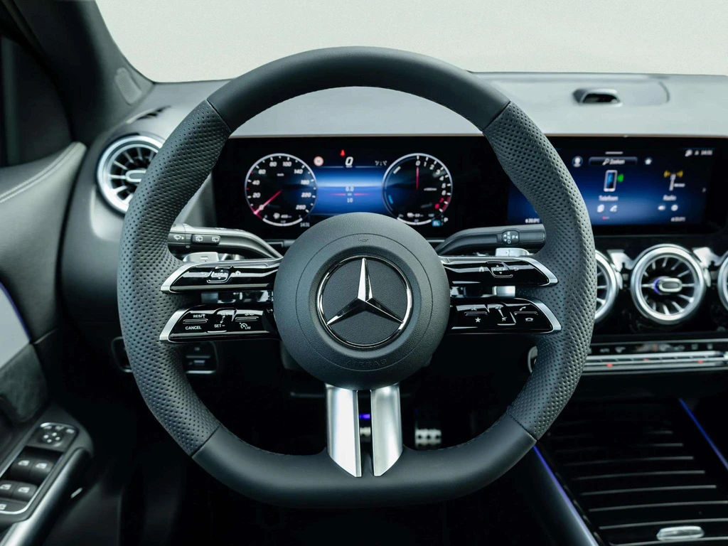 Mercedes-Benz GLA – foto 18