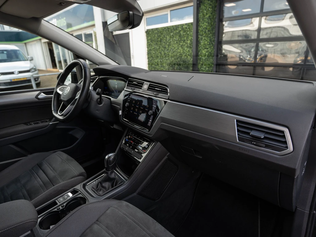 Volkswagen Touran – foto 34