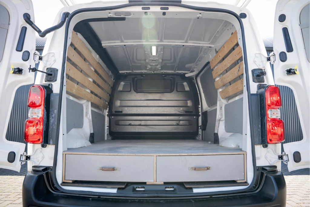 Opel Vivaro – foto 12