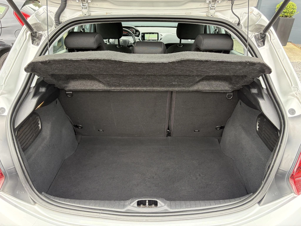 Peugeot 208 – foto 30