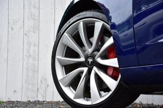 Tesla Model 3 – thumbnail 13