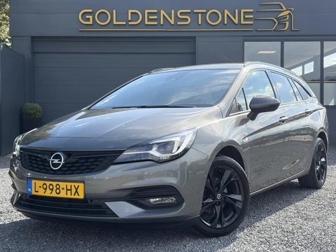 Opel Astra Sports Tourer 1.2 Ultimate ✓146pk✓Carplay✓Camera✓Stoelverw✓Stuurverw✓Keyless✓Pdc V+A✓Alcantara-Leder✓Clima✓Cruise✓6 Bak✓Rijstrooksensor✓Dodehoeksensor✓17''Lm velgen✓N.A.P✓Apk tot 11-2028