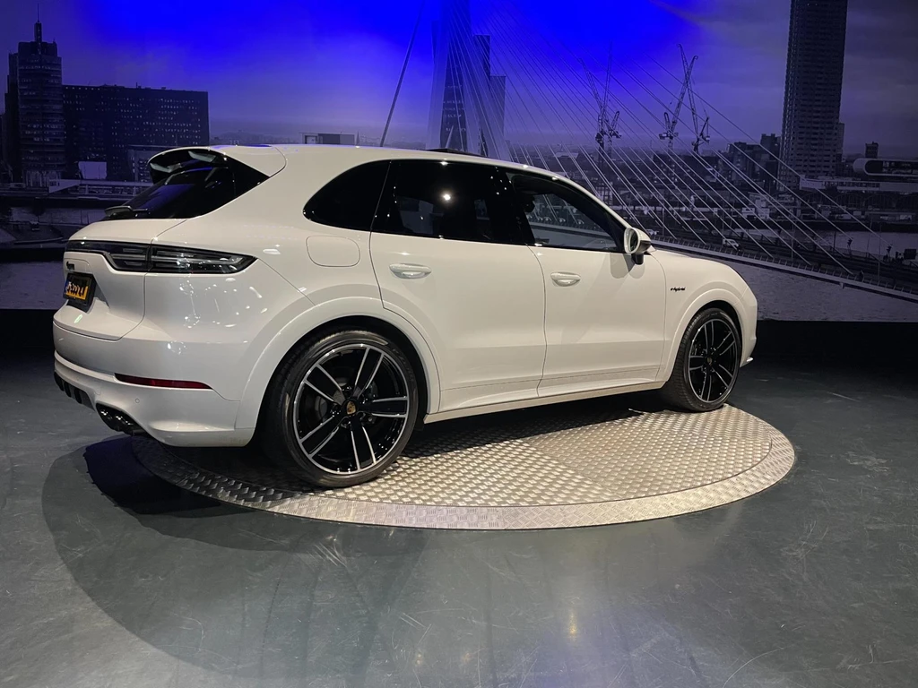 Porsche Cayenne – foto 11