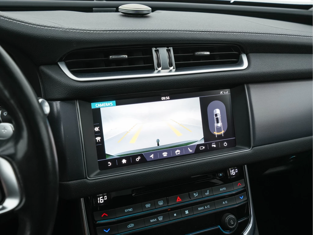 Jaguar XF – foto 17