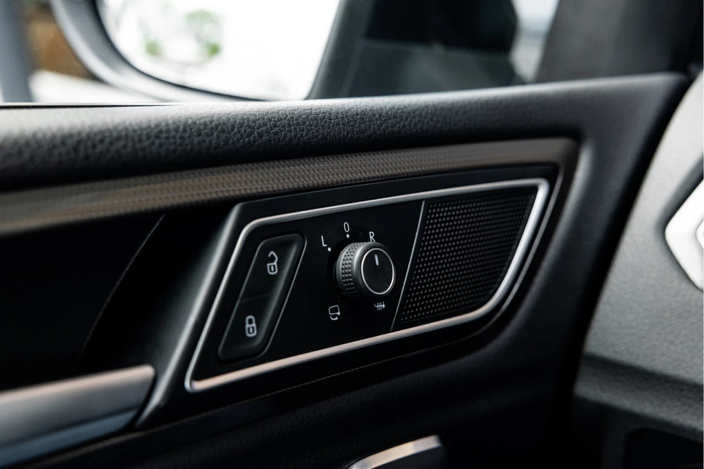 Volkswagen Golf Sportsvan – foto 52
