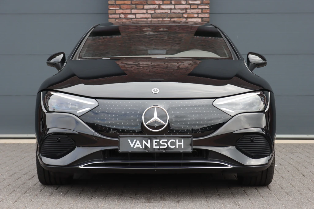 Mercedes-Benz EQE – foto 9