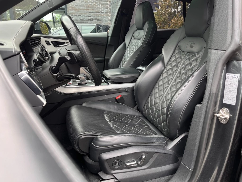 Audi SQ8 – foto 6