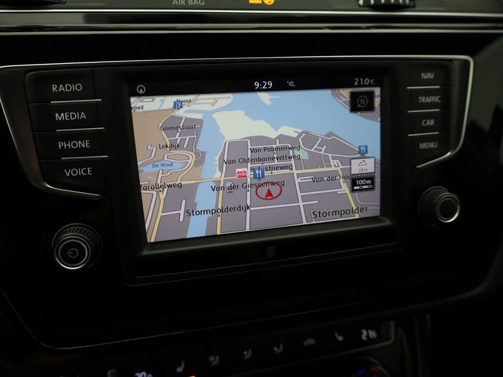 Volkswagen Touran – foto 19