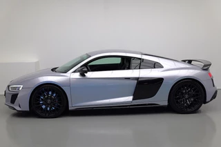 Audi R8 – thumbnail 8