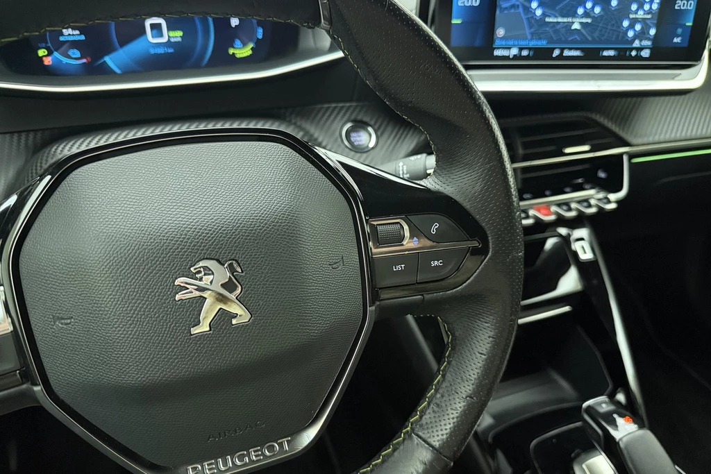 Peugeot e-2008 – foto 18