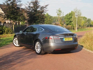 Tesla Model S – thumbnail 3