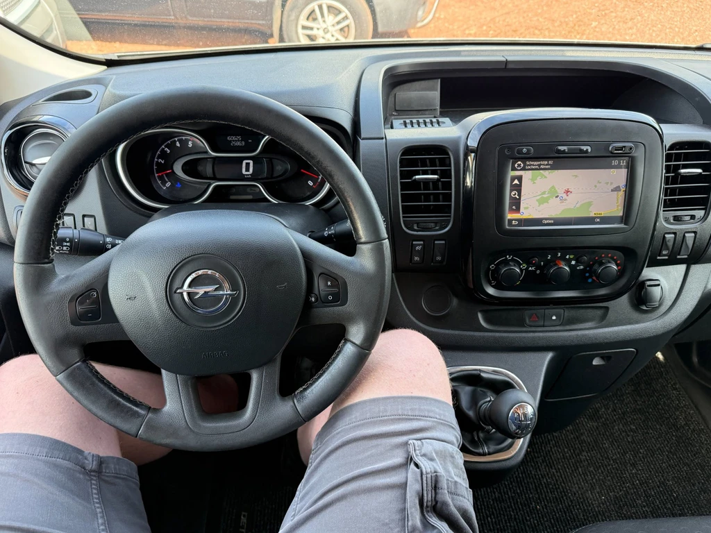 Opel Vivaro – foto 11