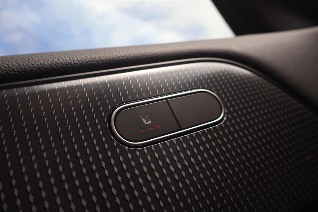 Mercedes-Benz EQA – foto 10