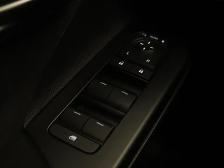 Toyota C-HR – thumbnail 26