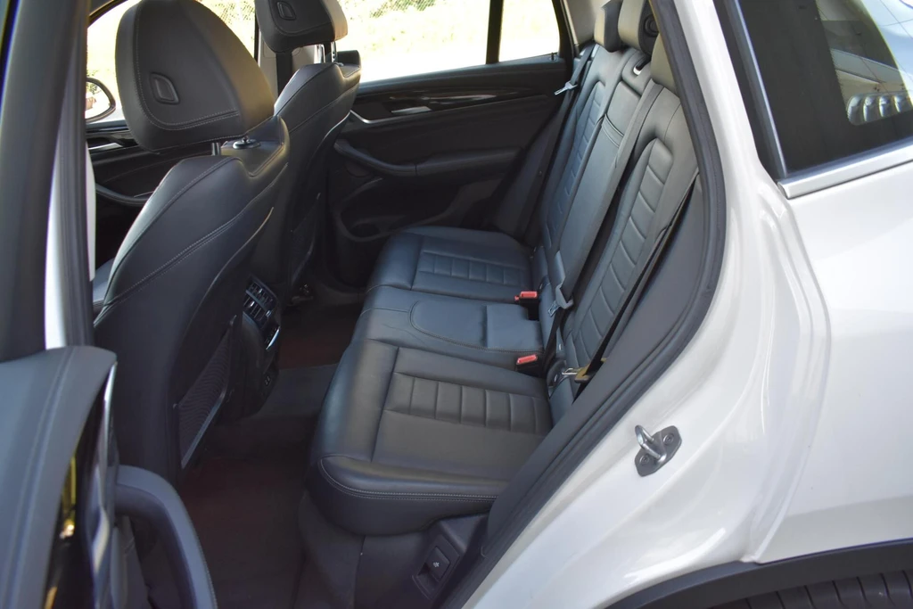 BMW iX3 – foto 10