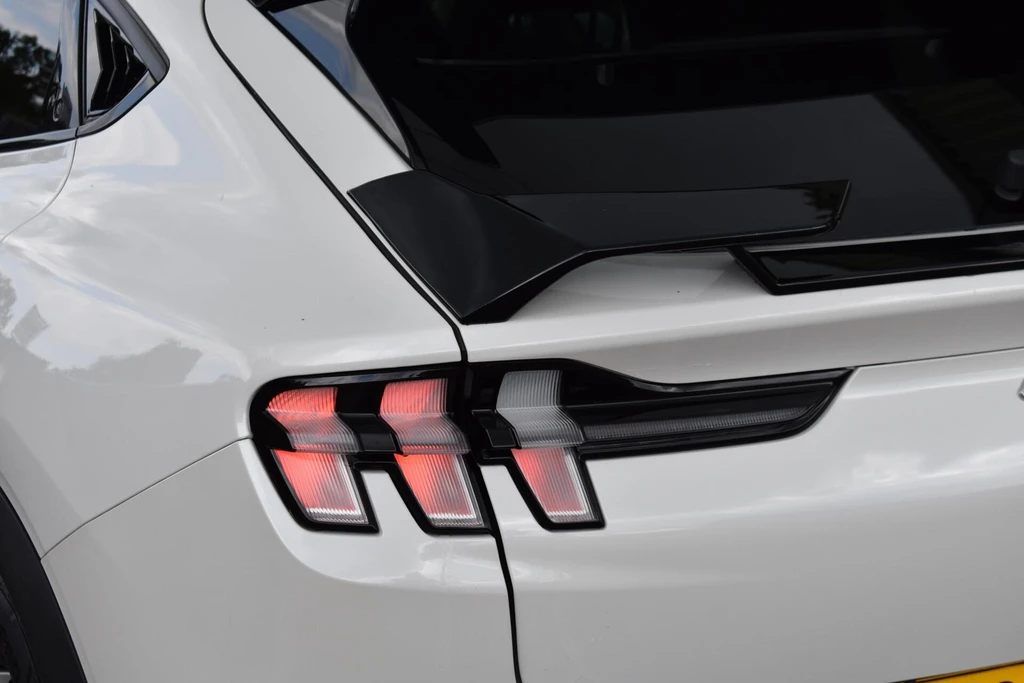 Ford Mustang Mach-E – foto 47