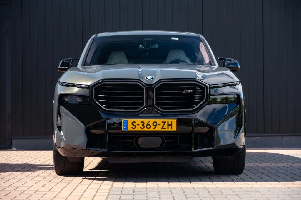 BMW XM – foto 9