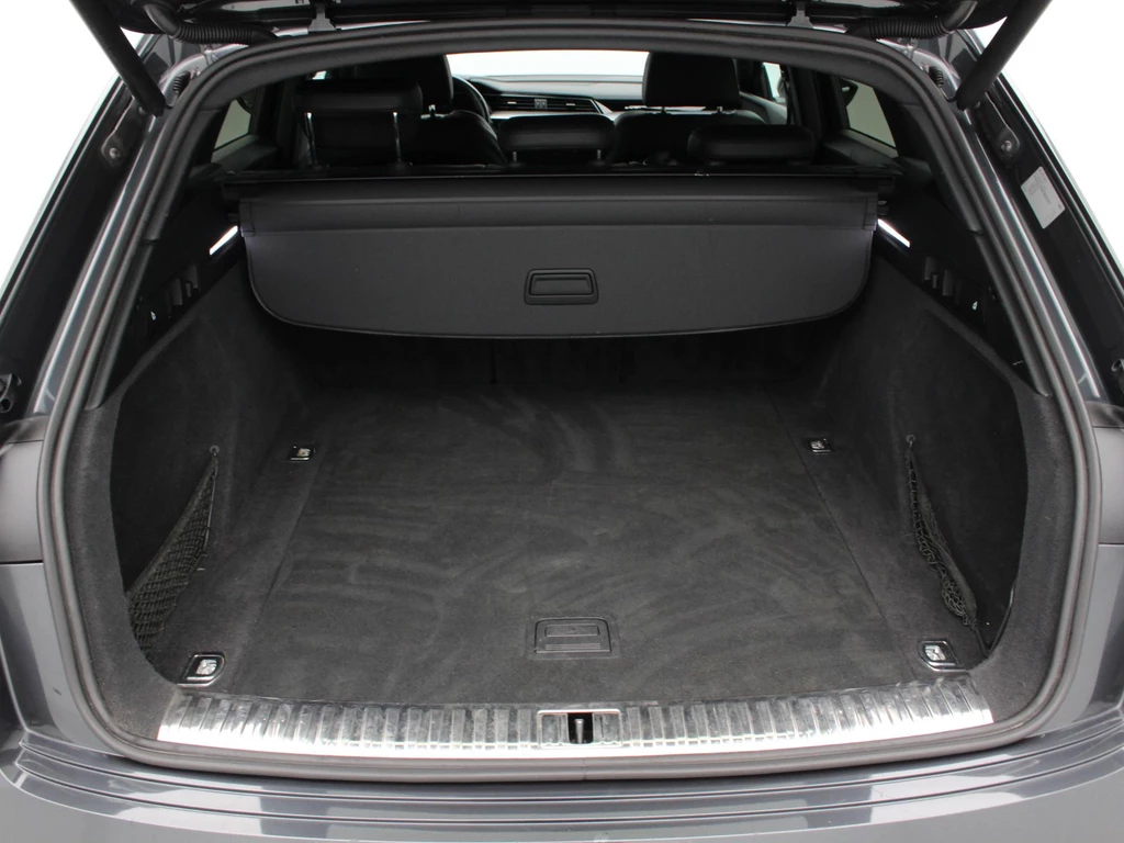 Audi e-tron – foto 18