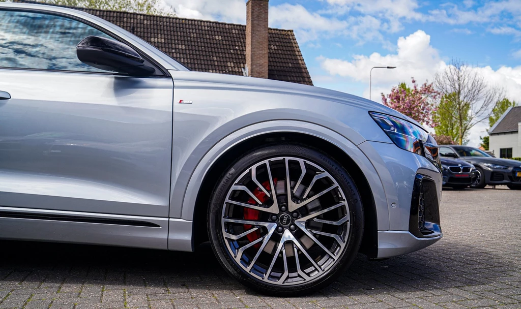 Audi Q8 – foto 13